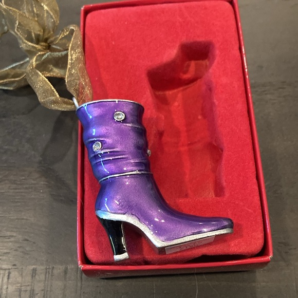 Shoe Christmas Ornament by Bombay - Picture 4 of 10